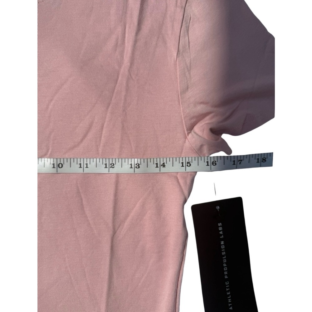 APL Perfect Tee Dusty Rose
Minimalist Luxury Athleisure Top Small Made in USA - Picture 3 of 9